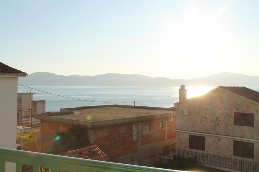 Apartmani Žderić Gradac  Exterior foto